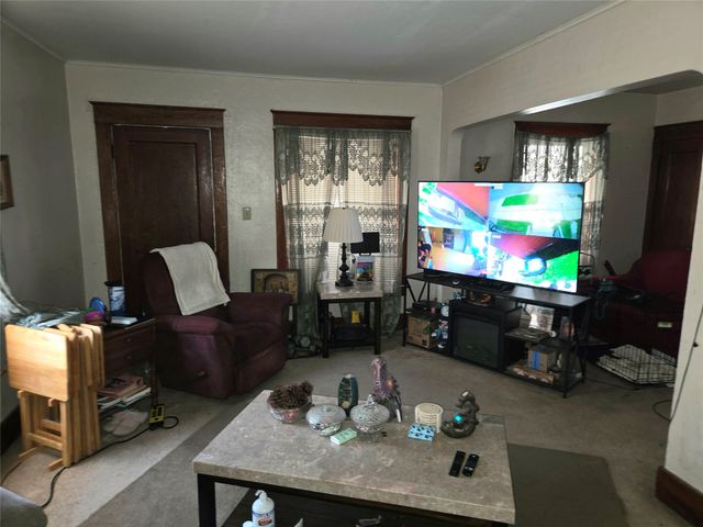 1050 W 20TH Street, Erie, PA 16502