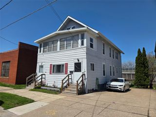1050 W 20TH Street, Erie, PA 16502