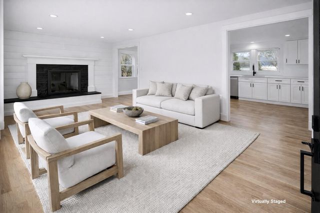 78 Bristol Avenue, Hyannis, MA 02601