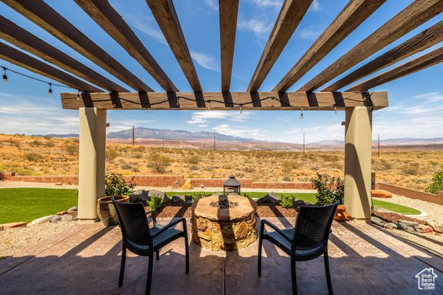 4352 W 2440 S, Hurricane, UT 84737