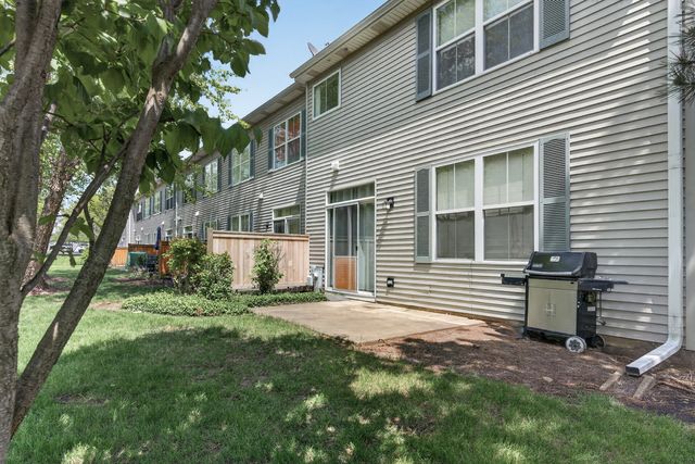 522 Horizon Drive, Bartlett, IL 60103