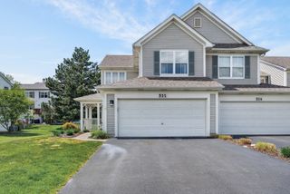 522 Horizon Drive, Bartlett, IL 60103