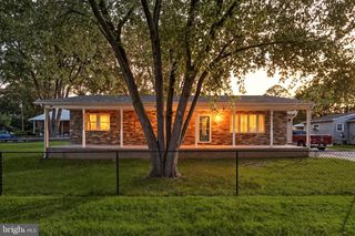 1405 SUSSEX ROAD, Essex, MD 21221