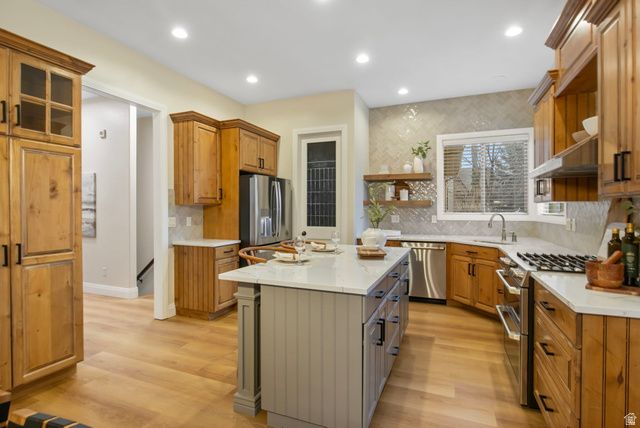 11478 S CHAPEL RIDGE CIR, South Jordan, UT 84095