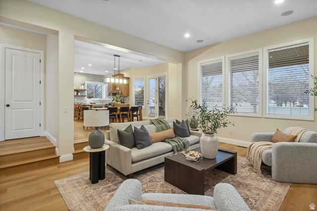 11478 S CHAPEL RIDGE CIR, South Jordan, UT 84095