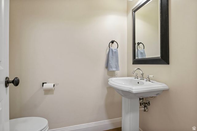 11478 S CHAPEL RIDGE CIR, South Jordan, UT 84095