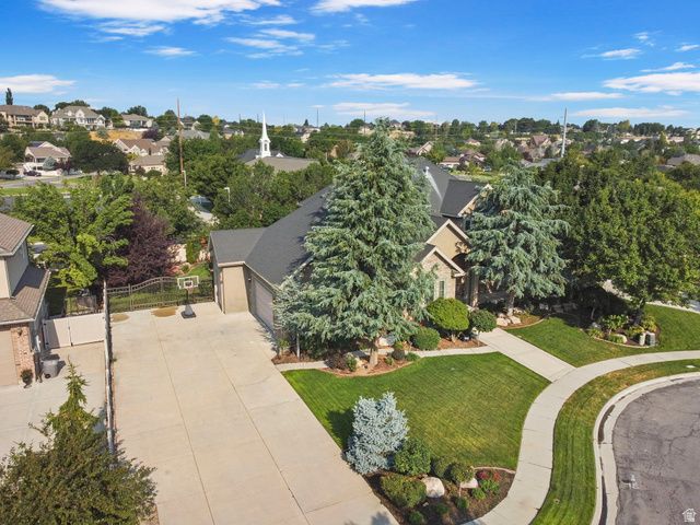 11478 S CHAPEL RIDGE CIR, South Jordan, UT 84095