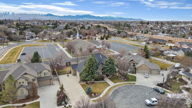 11478 S CHAPEL RIDGE CIR, South Jordan, UT 84095