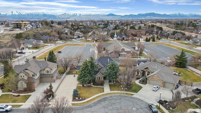 11478 S CHAPEL RIDGE CIR, South Jordan, UT 84095