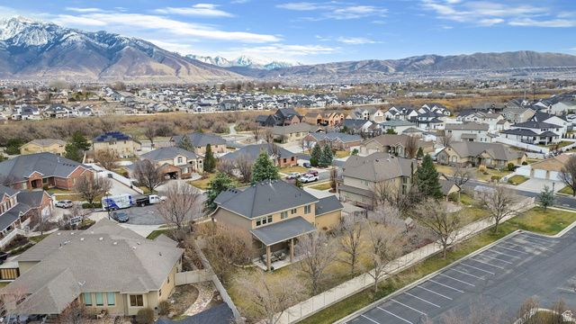 11478 S CHAPEL RIDGE CIR, South Jordan, UT 84095