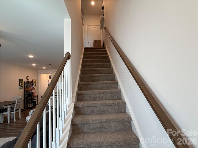 2125 24th Street Lane SE, Hickory, NC 28602