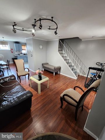 581 RARITAN ST, Camden, NJ 08105