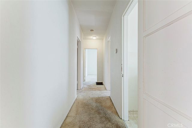4909 York, Los Angeles, CA 90042