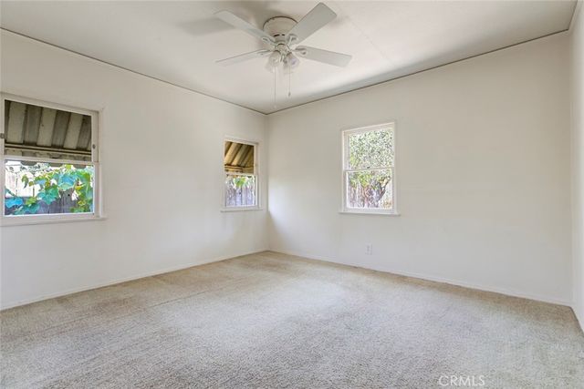 4909 York, Los Angeles, CA 90042