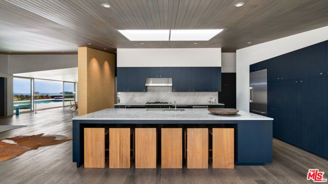 27044 Sea Vista Drive, Malibu, CA 90265