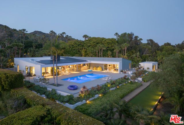 27044 Sea Vista Drive, Malibu, CA 90265