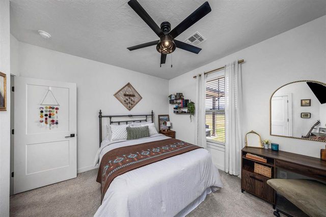 12410 Bighorn Lane, Elgin, OK 73538