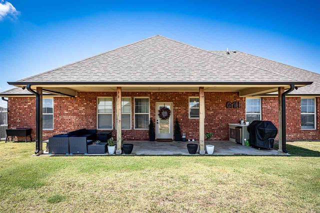 12410 Bighorn Lane, Elgin, OK 73538