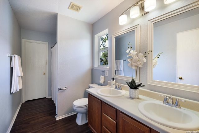 7910 Meadow Star, San Antonio, TX 78227