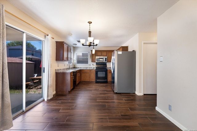 7910 Meadow Star, San Antonio, TX 78227