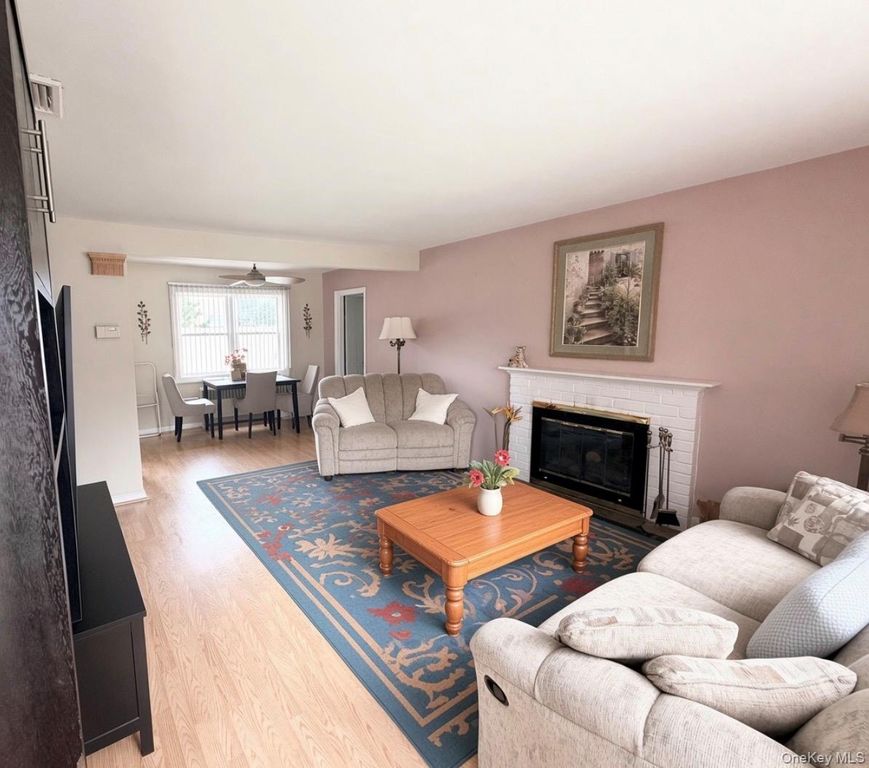 963 Hastings Street, Baldwin, NY 11510 — photo 3