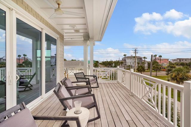 104 7Th St, St Augustine, FL 32080