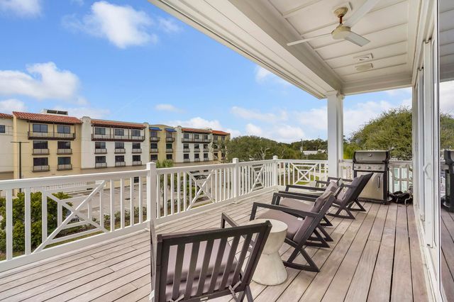 104 7Th St, St Augustine, FL 32080