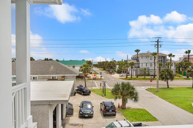 104 7Th St, St Augustine, FL 32080
