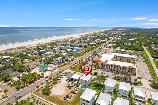 104 7Th St, St Augustine, FL 32080