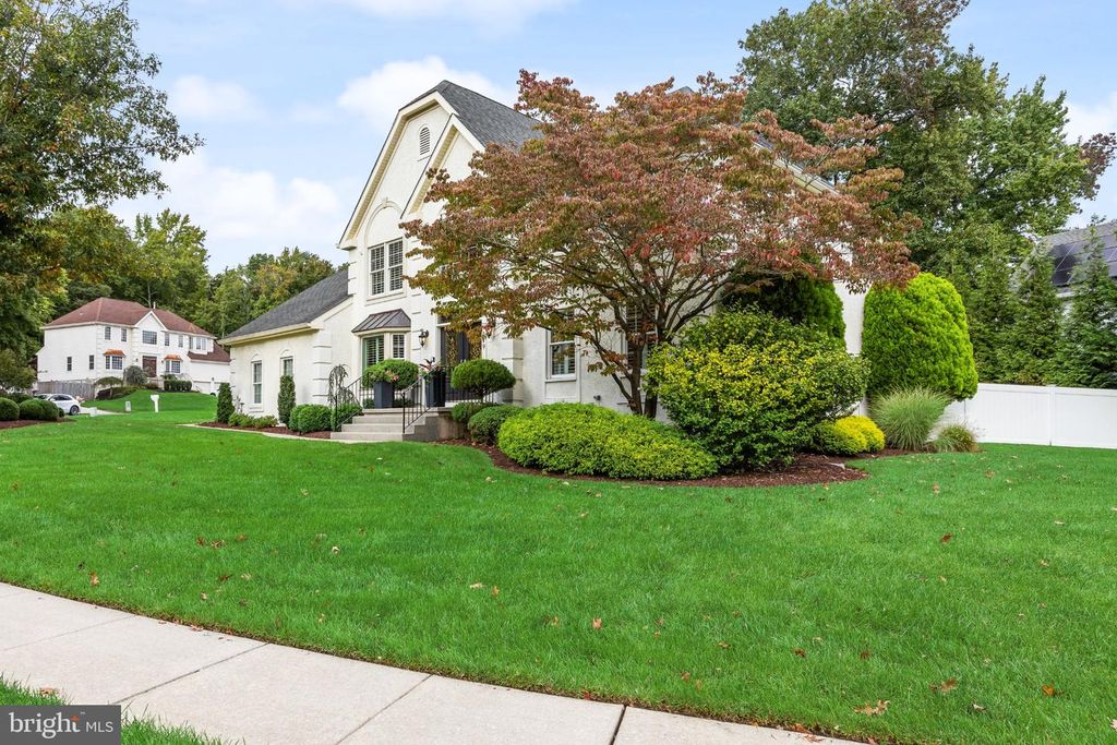 419 LIBERTY LN, Marlton, NJ 08053 — photo 2