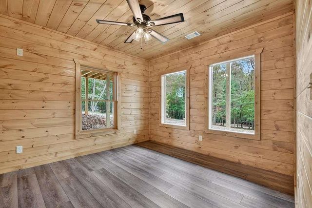 288 Windy Valley, Blue Ridge, GA 30513