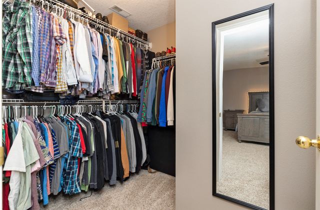1400 S 52nd Street 21, West Des Moines, IA 50265