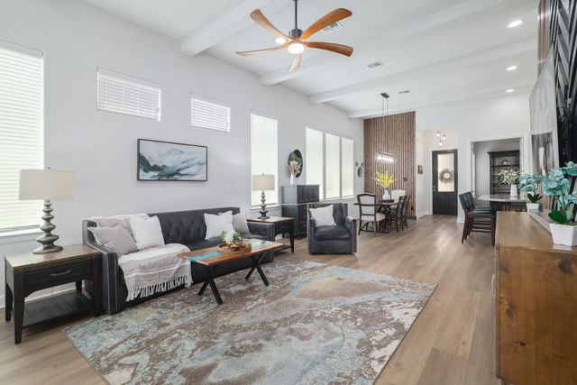 213 Encore DR, Liberty Hill, TX 78642