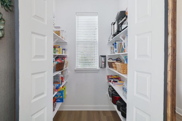 213 Encore DR, Liberty Hill, TX 78642