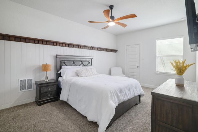 213 Encore DR, Liberty Hill, TX 78642