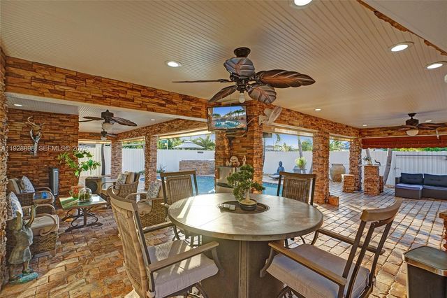 16610 SW 141st Ct, Miami, FL 33177