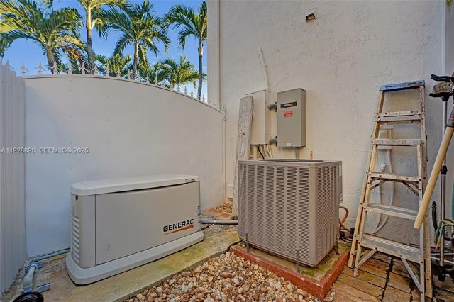 16610 SW 141st Ct, Miami, FL 33177