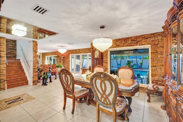 16610 SW 141st Ct, Miami, FL 33177