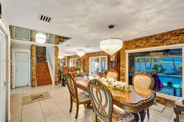 16610 SW 141st Ct, Miami, FL 33177