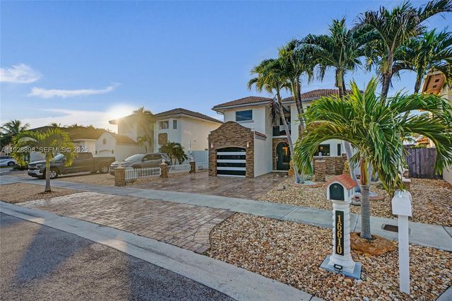 16610 SW 141st Ct, Miami, FL 33177