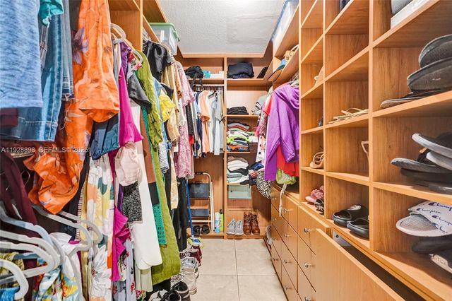 16610 SW 141st Ct, Miami, FL 33177