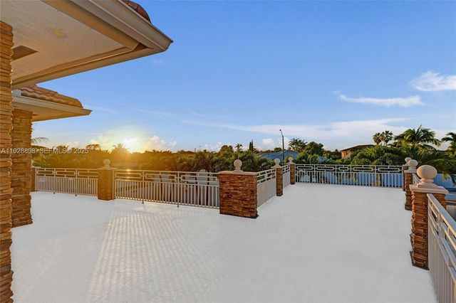 16610 SW 141st Ct, Miami, FL 33177