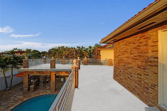 16610 SW 141st Ct, Miami, FL 33177