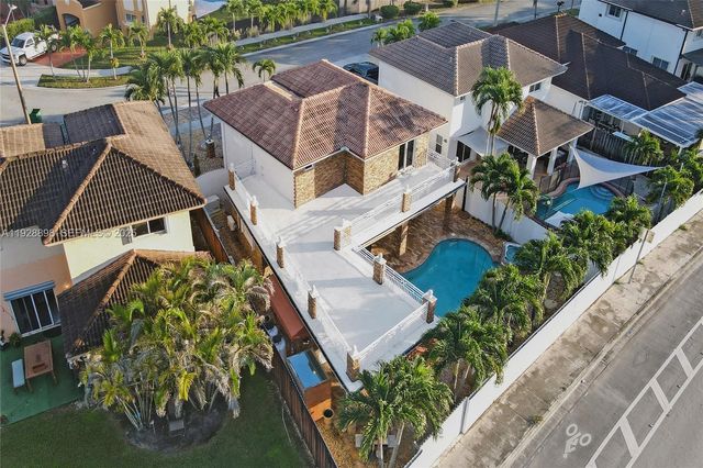 16610 SW 141st Ct, Miami, FL 33177