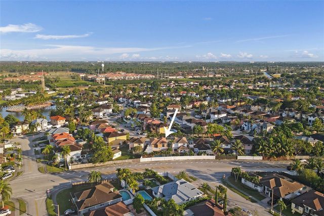 16610 SW 141st Ct, Miami, FL 33177