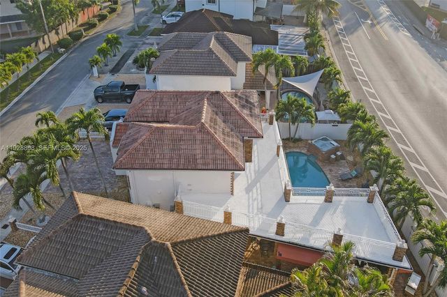 16610 SW 141st Ct, Miami, FL 33177