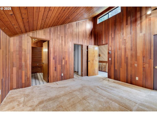 25164 S SPRINGWATER Rd, Estacada, OR 97023