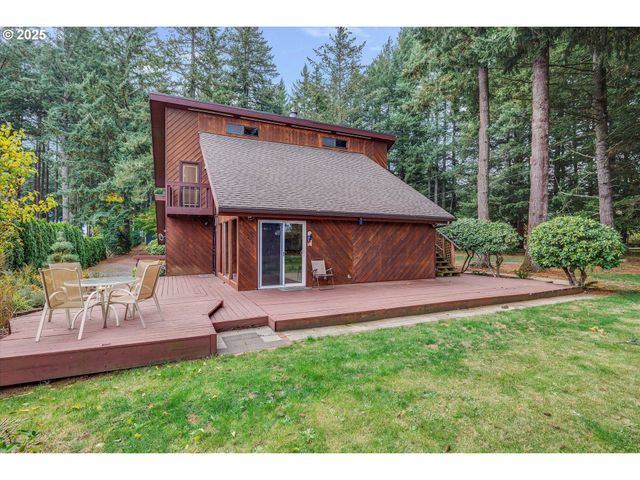25164 S SPRINGWATER Rd, Estacada, OR 97023