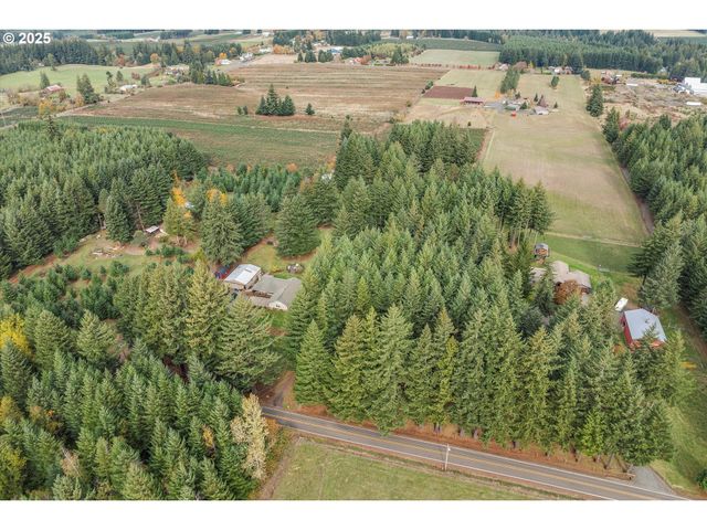 25164 S SPRINGWATER Rd, Estacada, OR 97023