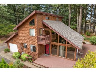 25164 S SPRINGWATER Rd, Estacada, OR 97023